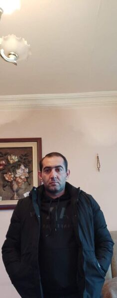  ,   Armen, 41 ,   ,   