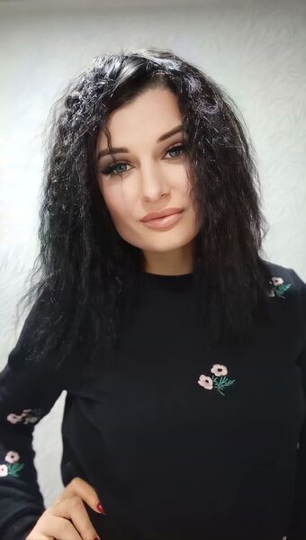  ,   Ana, 28 ,   ,   