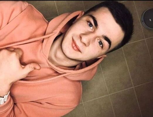  ,   Salamon, 29 ,   ,   