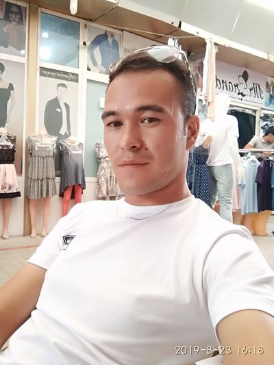  ,   Erik, 32 ,   ,   , c 