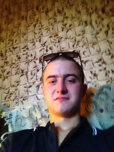  ,   Artur, 33 ,   ,   , c 