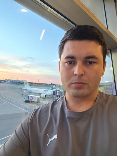  ,   Ravshanbek, 25 ,   ,   