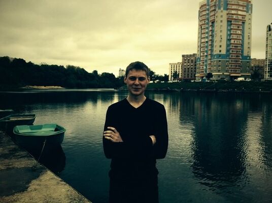  ,   Artem, 31 ,   