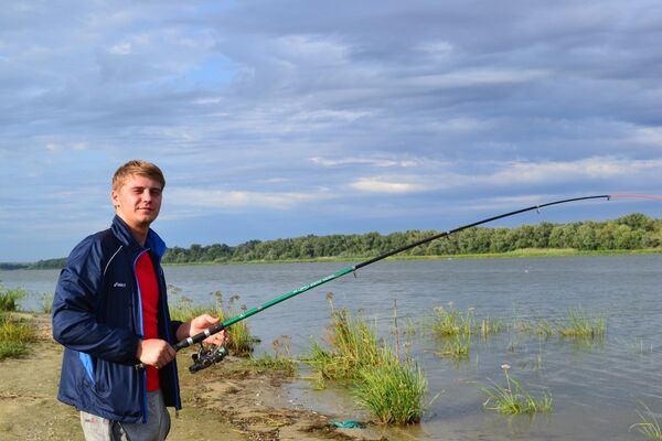   ,   Maxim, 23 ,     , c , 