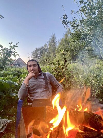  -,   Sasha, 30 ,   ,   