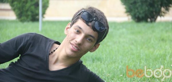  ,   AnaR, 32 ,   