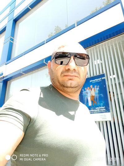  ,   Narek, 43 ,   ,   