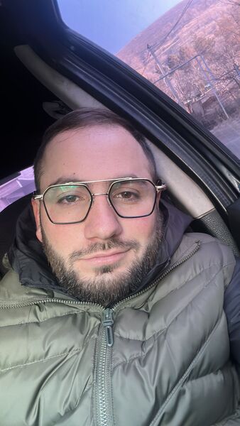  ,   Gevorg, 38 ,   ,   , c 
