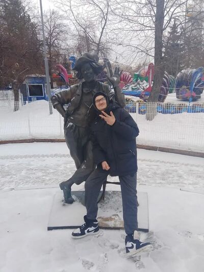  ,   Slavka, 27 ,   ,   , c 