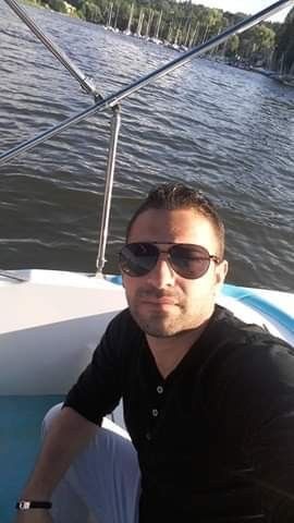  ,   Nikolas, 37 ,   ,   , c 