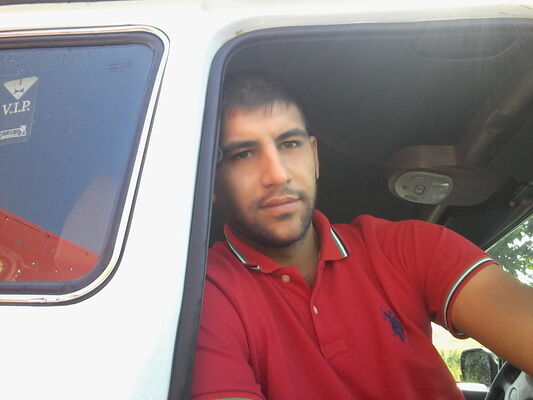  ,   Murik, 33 ,     , c 