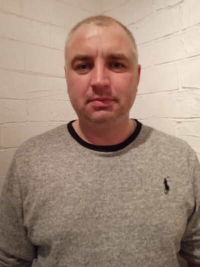  ,   Valentin, 43 ,   ,   