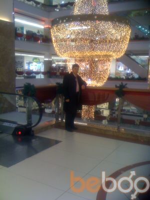 ,   Goldbek, 48 ,   
