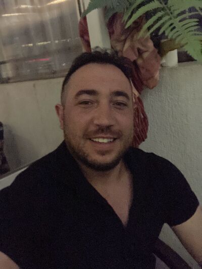  ,   Gokhan, 32 ,   ,   
