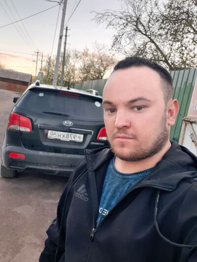  ,   Pavel, 26 ,   c 