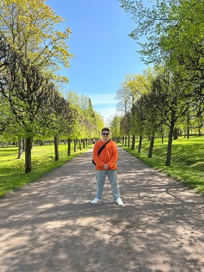  ,   Alex, 18 ,   ,   
