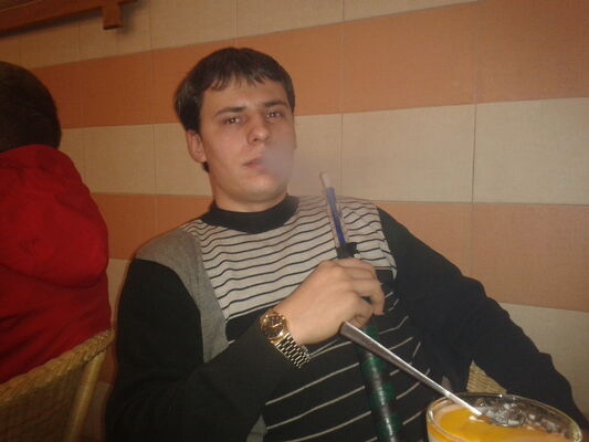  ,   Alex21, 37 ,   