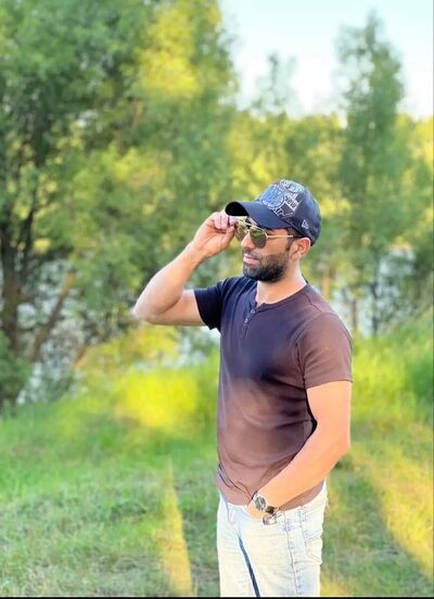  ,   ADAM, 35 ,  