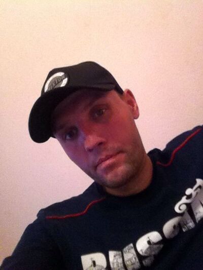  ,   Maks, 42 ,   ,   , c 