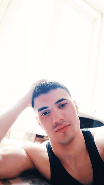  ,   Farid, 32 ,   ,   