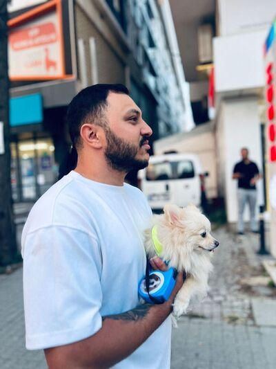  ,   Gokhan, 31 ,   ,   , c 