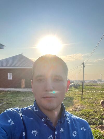  ,   Azat, 31 ,   