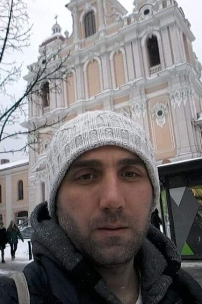 ,   Giorgi, 42 ,   ,   , c 