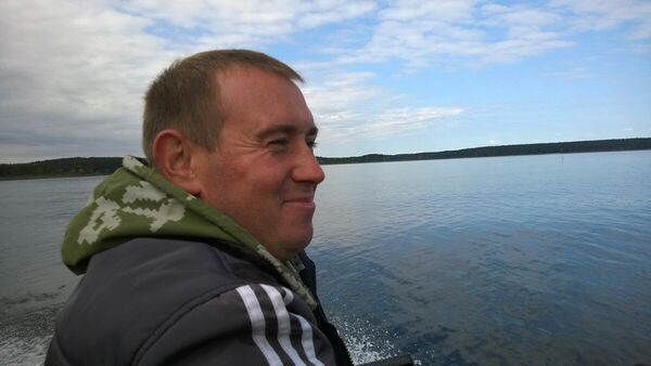  ,   Kostia, 42 ,   ,   , c , 