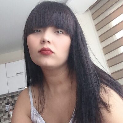  ,   Lola, 37 ,   c 