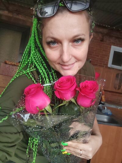  ,   Roxie, 35 ,   ,   , c , 