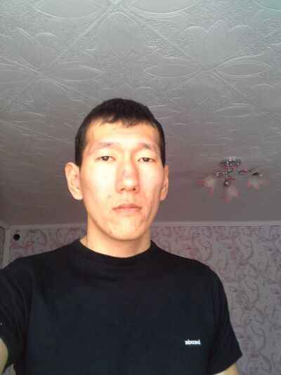  ,   Nurik, 33 ,   