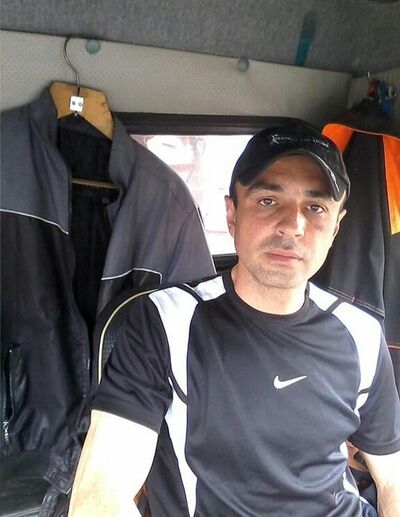  ,   Armen, 47 ,   ,   