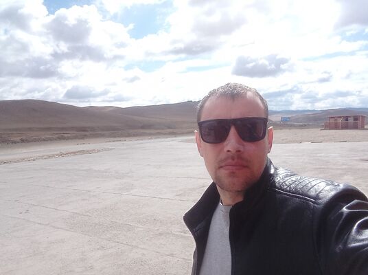  -,   Pavel, 37 ,   ,   , c 