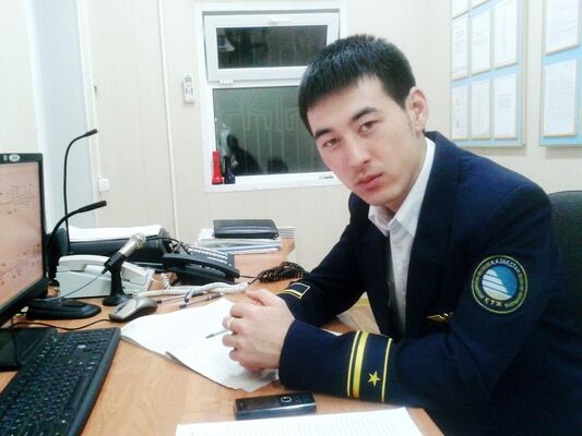  ,   Nik, 35 ,   ,   , c , 