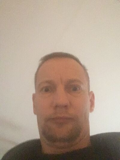  ,   Linas, 40 ,   ,   