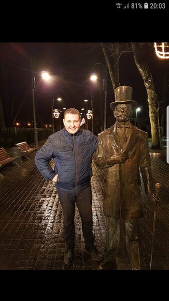  ,   Kestutis, 42 ,   ,   , c 