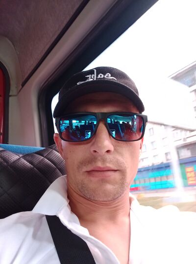  -,   , 32 ,   ,   
