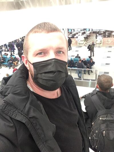  ,   Denis, 38 ,   ,   
