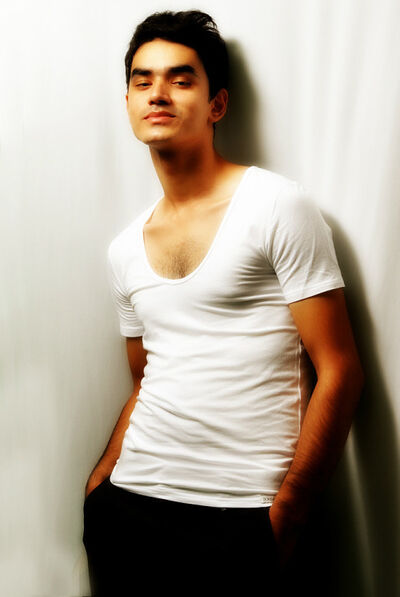  ,   Imran, 34 ,     , c 