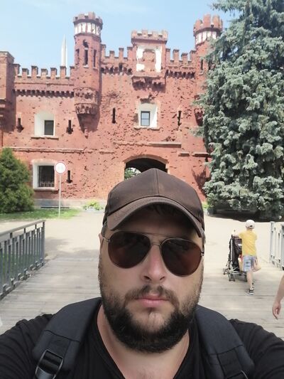  ,   Vladimir, 33 ,   ,   