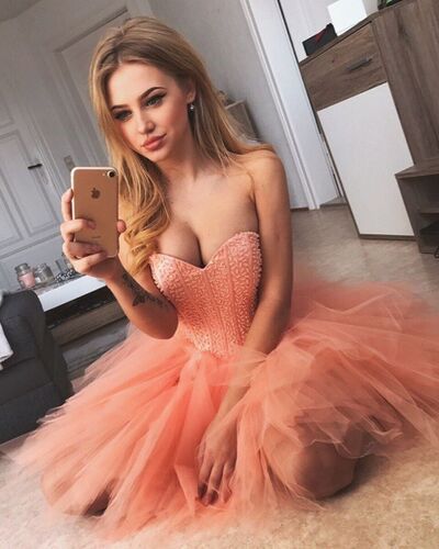  ,   Viktoria, 27 ,   ,   , c , 