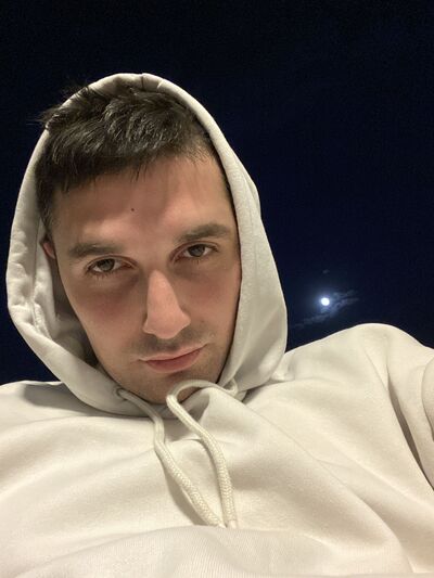  ,   Rizavdi, 29 ,  