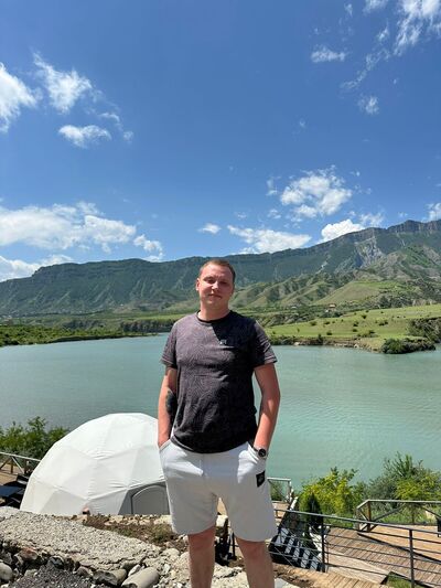  ,   Nikita, 25 ,   ,   , c 