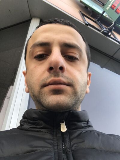 ,   Vaag, 34 ,  