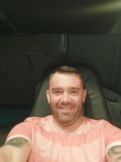  Adenau,   Mykola, 44 ,   ,   