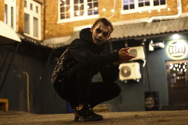  ,   Roman, 26 ,     , c 