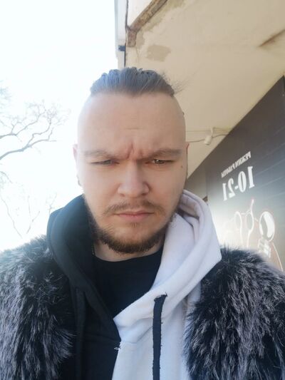  ,   Alexander, 29 ,   , 
