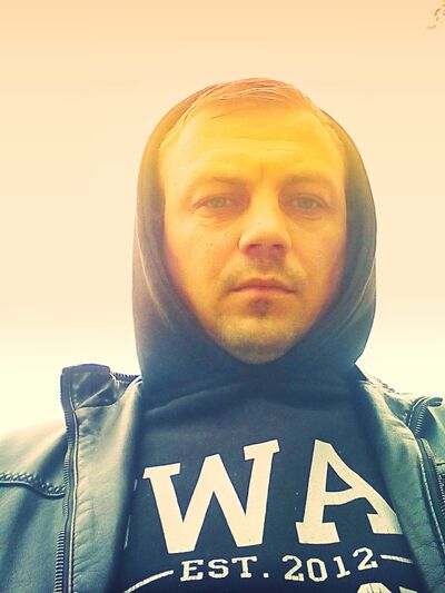  ,   Andrew, 37 ,   ,   , c , 