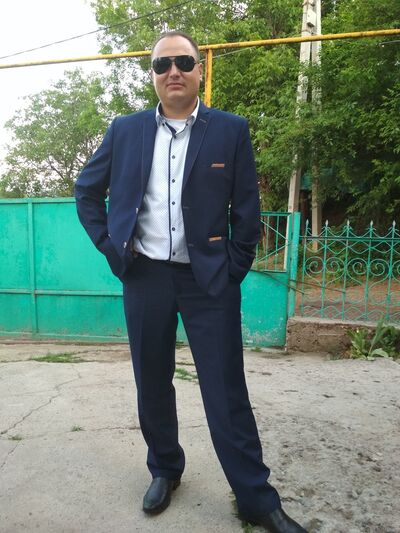  ,   Sergiu, 41 ,   ,   , c 