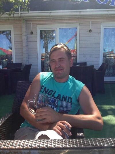  ,   Oleg, 54 ,   